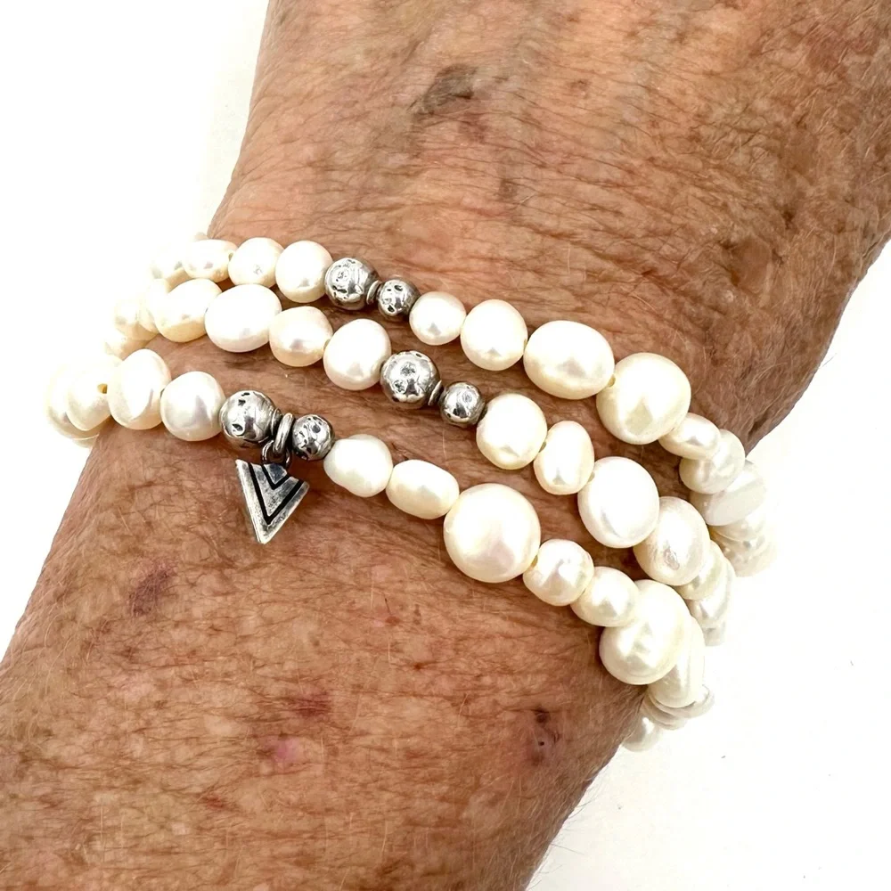 Silpada Goddess Sterling Silver Pearl Stretch Bracelet Three Strands - Picture 6 of 9